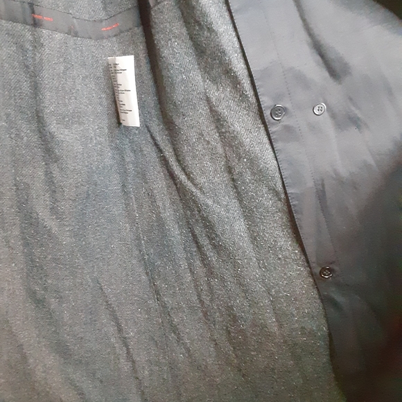 Michael Kors Removable Wool Blend Liner Trenchcoat - Picture 4 of 10